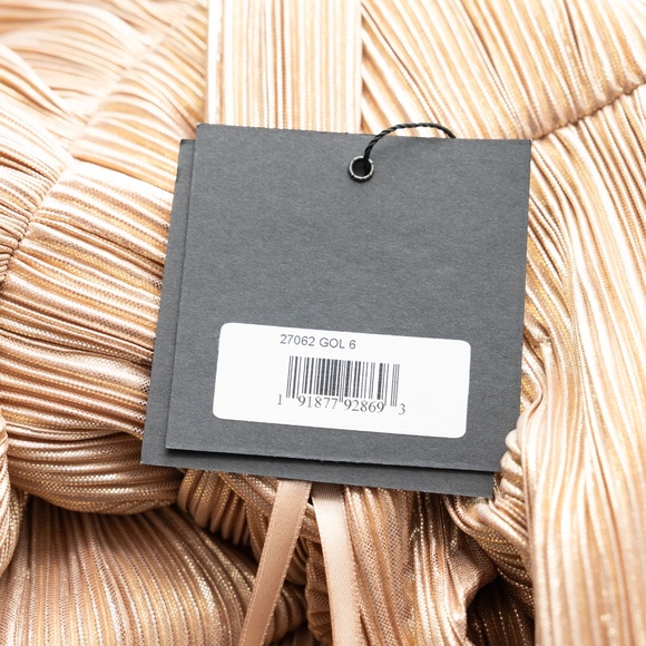 Mac Duggal -  Gold Ruffle Tiered Buckle Detail Dress - Picture 9 of 16